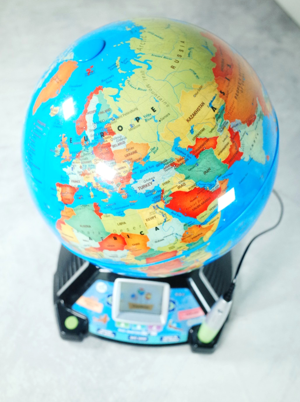 LeapFrog Magic Adventures Globe 2.8″ Video Screen BBC Videos Interactive Games