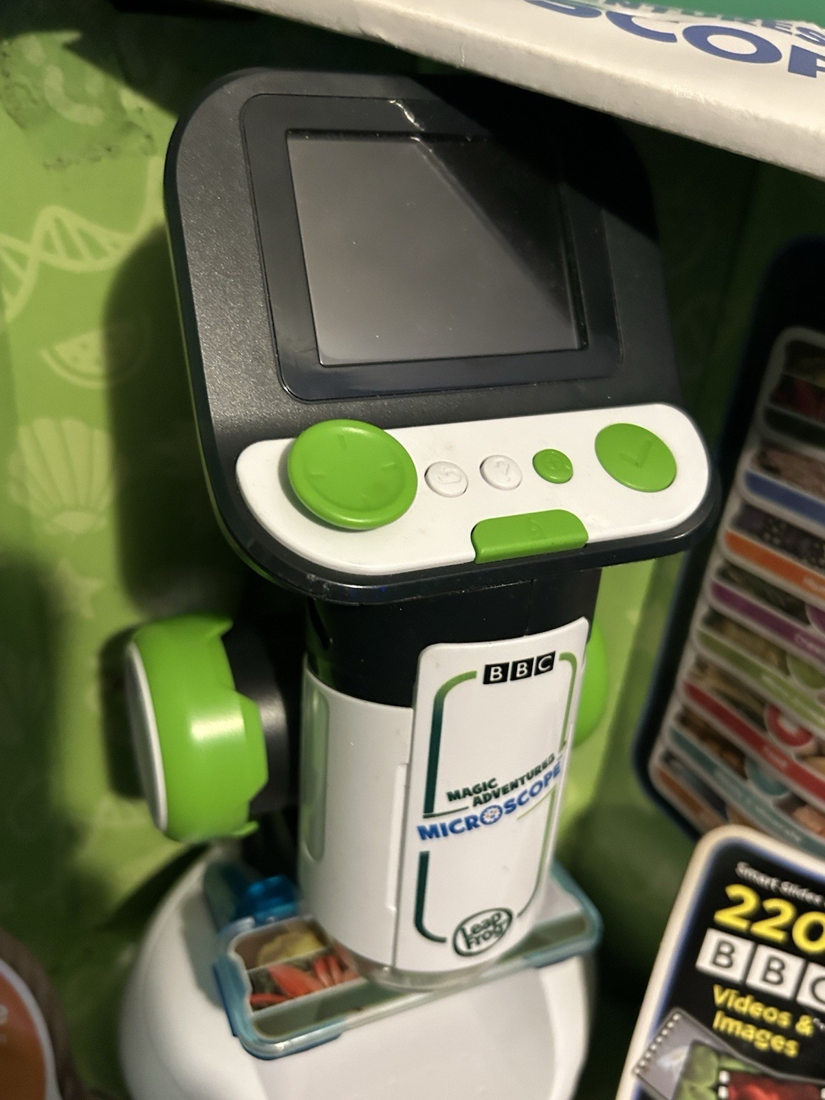 LeapFrog Magic Adventures Microscope BBC Interactive Learn – NEW But DAMAGED BOX