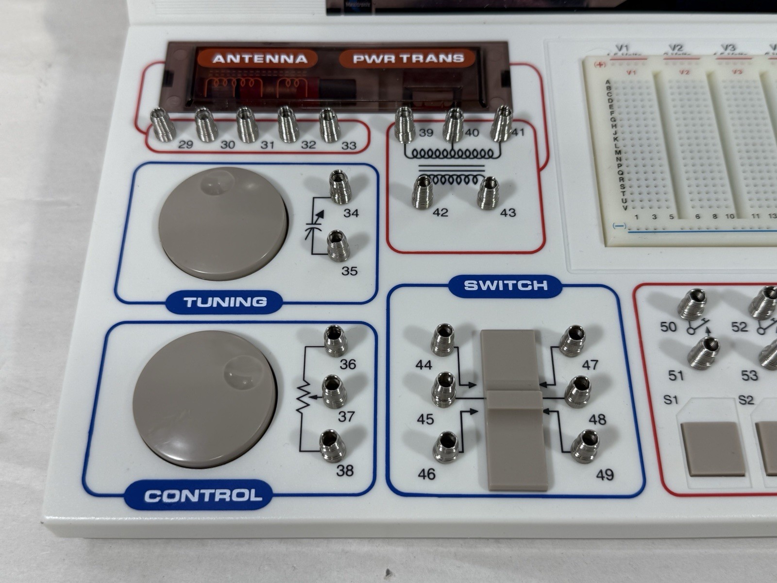 Elenco Maxitronix 300-in-1 Electronic Lab Kit MX-908