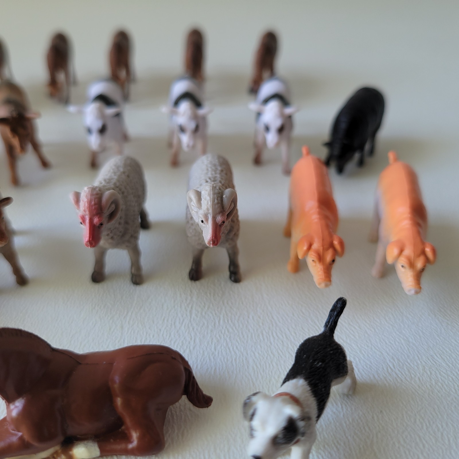 30pc Farm Animal Mini Figures: 7 Branded (Britains, Ertl, Jarman) + 23 Unbranded