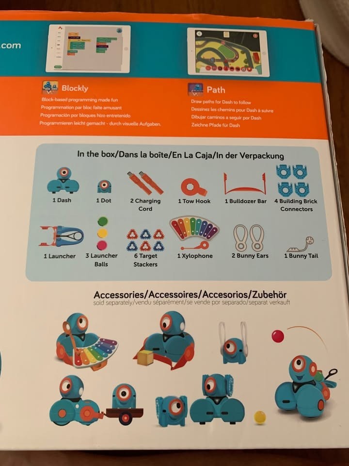 Wonder Workshop Dash and Dot Robots Wonder Pack Special Edition