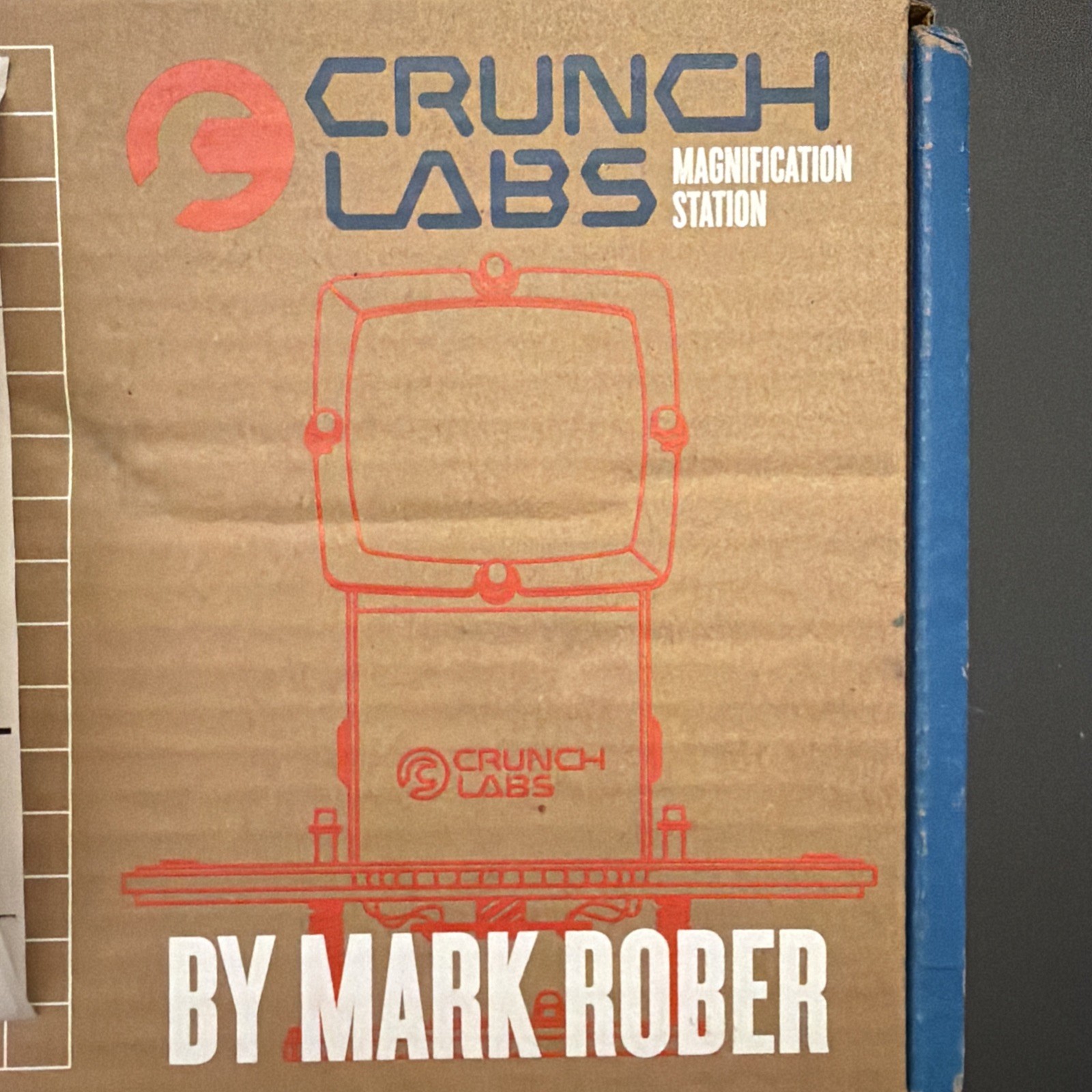 CrunchLabs by Mark Rober Buildbox- Magnification Station
