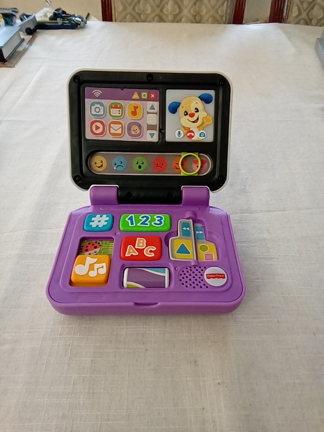 Fisher-Price Laugh & Learn Click & Learn Laptop Interactive Baby Toy 6-36 months