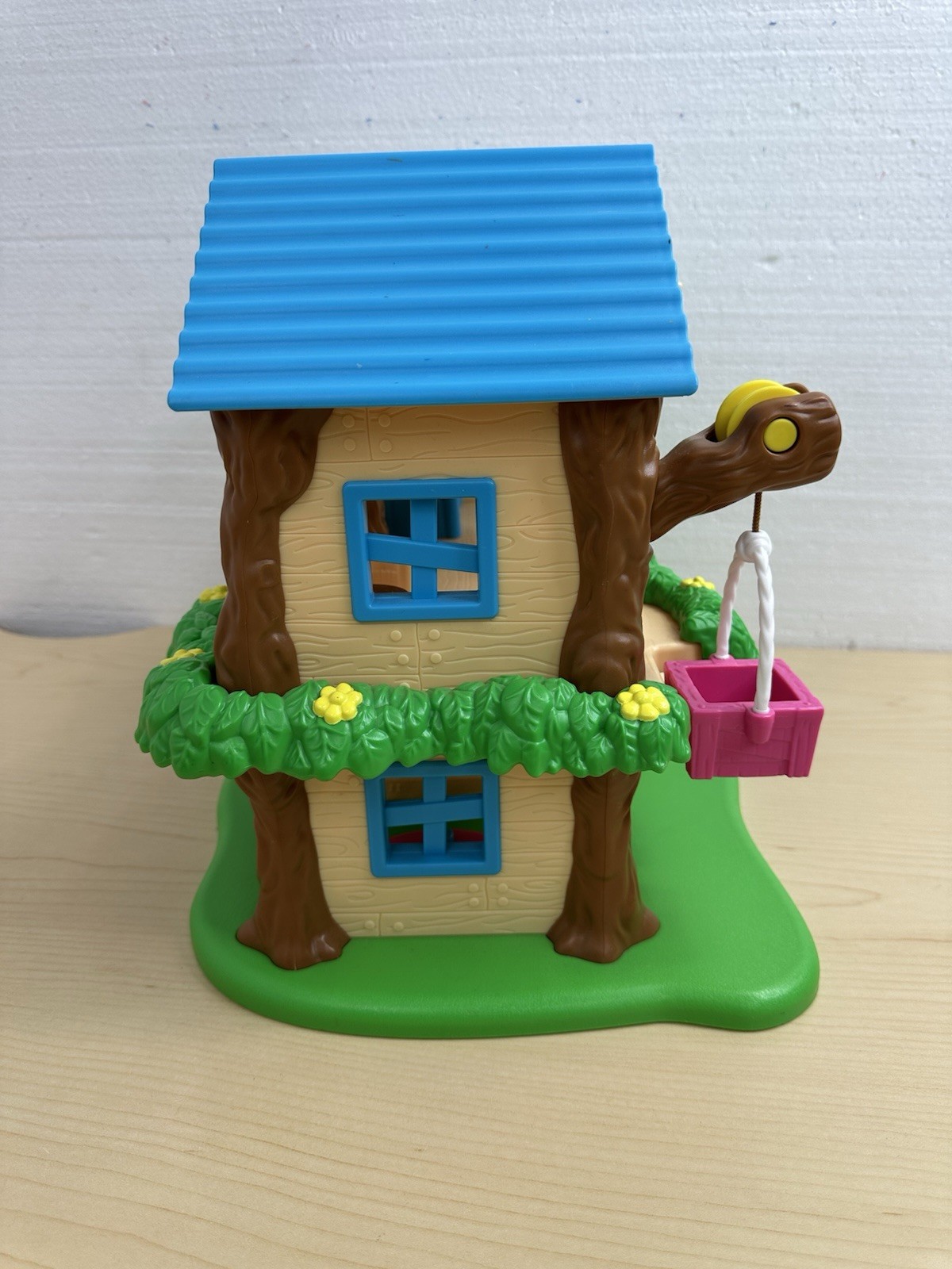 Lakeshore Treehouse Clubhouse Toy Treehouse Only Used