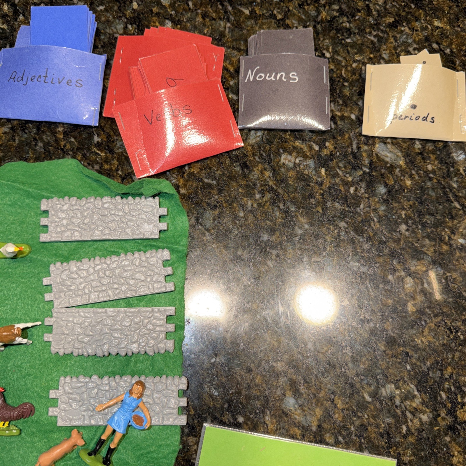 Montessori lesson: The farm 1 and 2 teach Grammar Language box homeschool