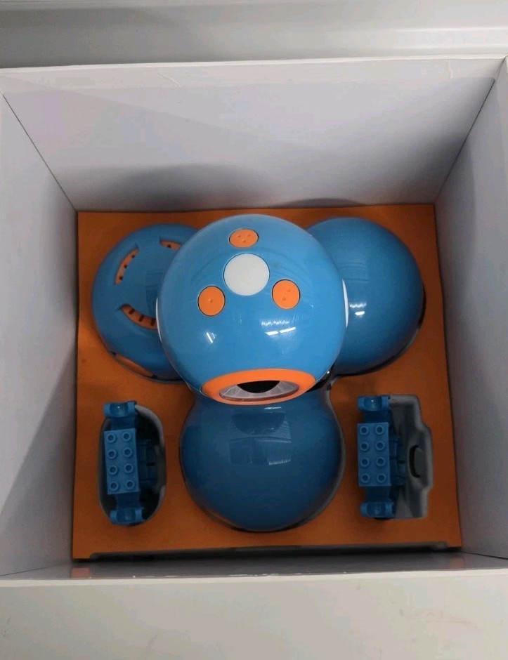 ⭐️Wonder Workshop DA01 Dash Robot – Blue- Your Interactive Robotic Companion✨