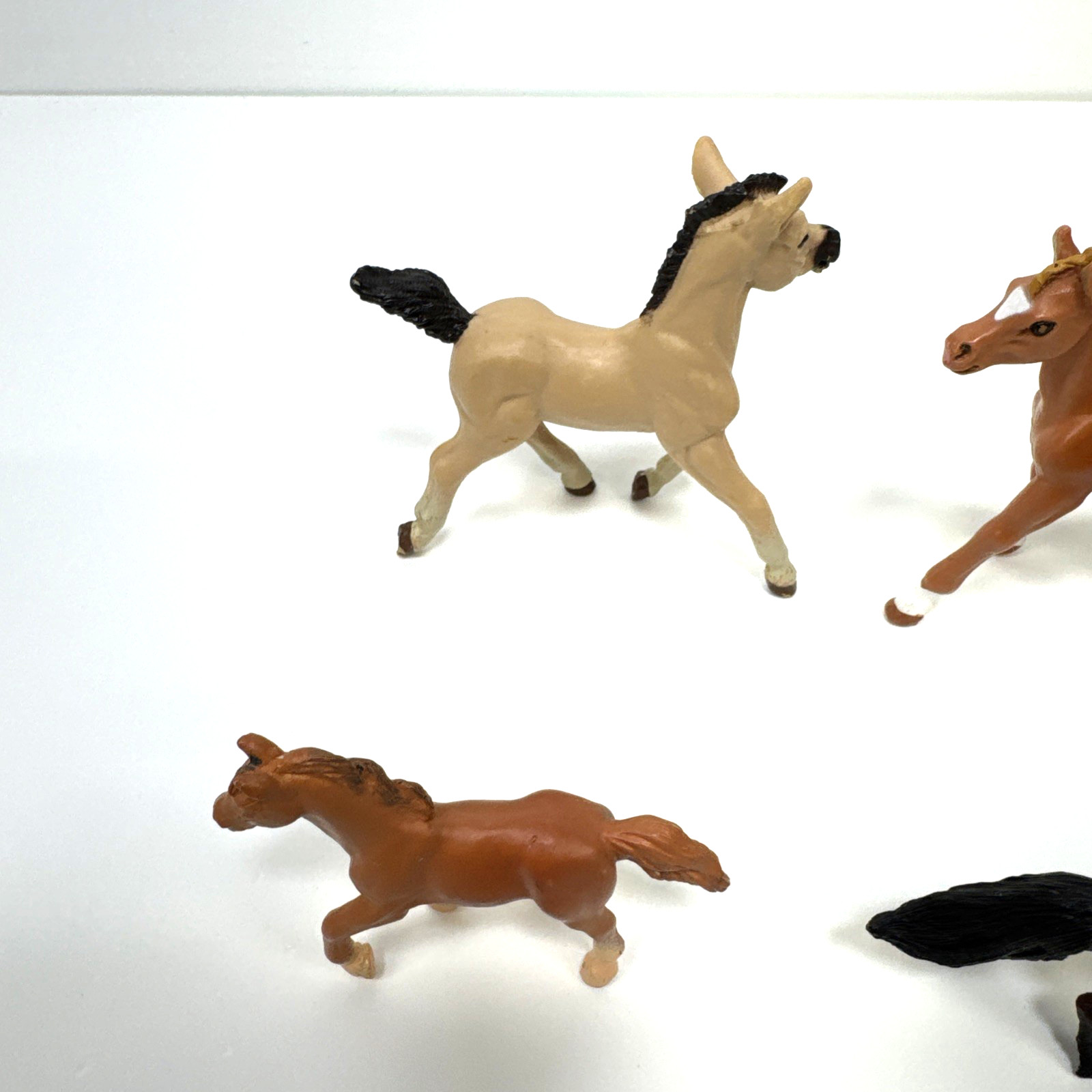 Lot Of 6 Miniature Horse Toy Figures Safari Plastic 90s & 2005