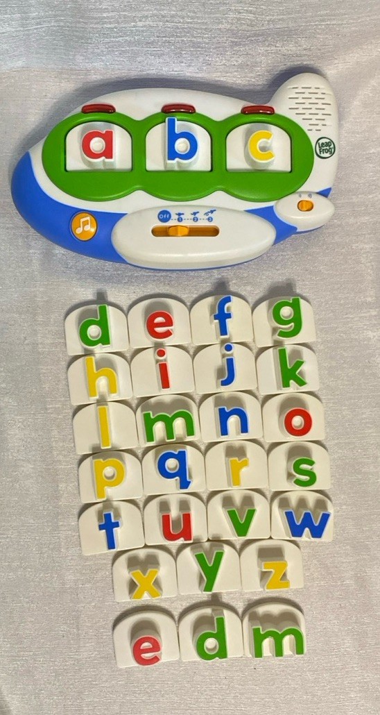 Leapfrog Jet Plane Magnetic Word Builder Fridge Phonics – Extra Letters – Works!