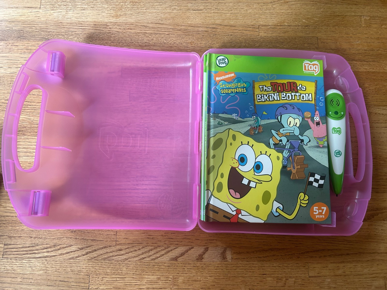 GUC Leap Frog Tag Reading System w/Pen, USB Cable, CD, 14 Books & Carrying Case