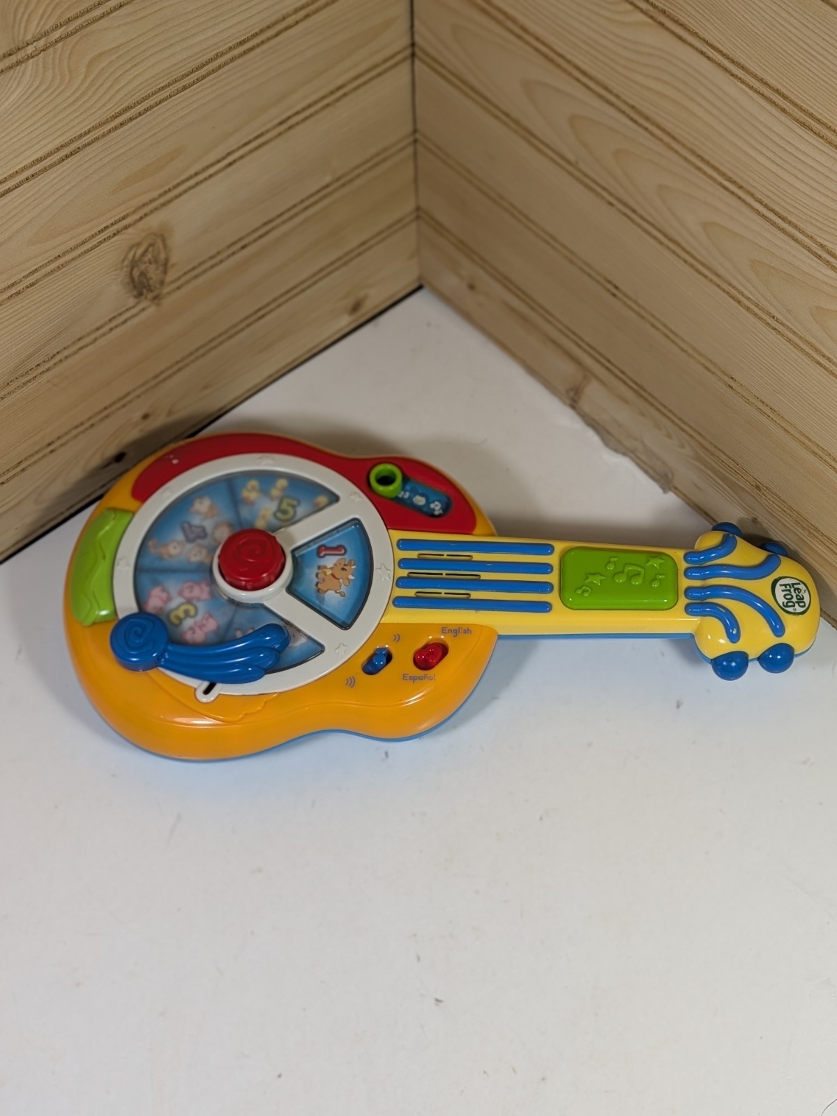 Leap Frog English/Spanish Learn & Groove Animal Sounds Toy Guitar. Tested