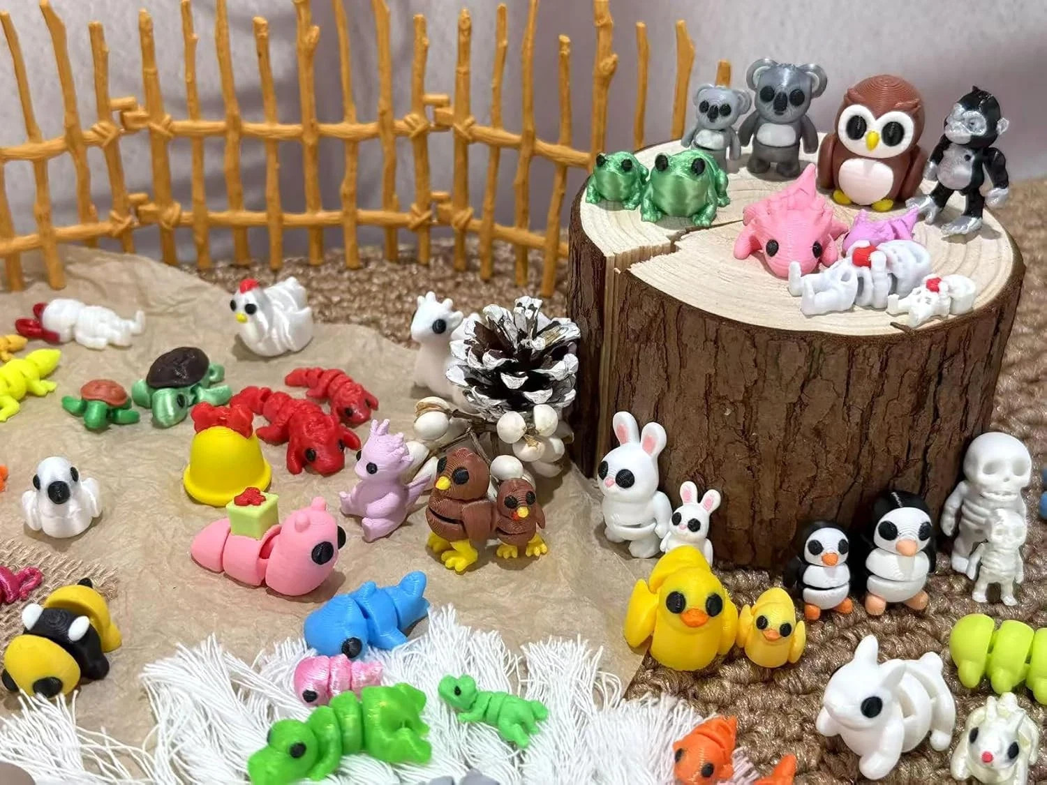 102 Pcs Mini Random 3D Printed Animal Figurines Set, Flexible Articulated Fidget