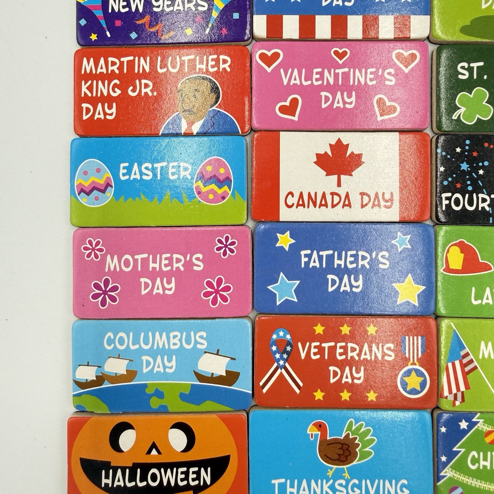 Melissa & Doug Magnetic Daily Monthly Calendar Holiday Replacement Pieces 19 pcs