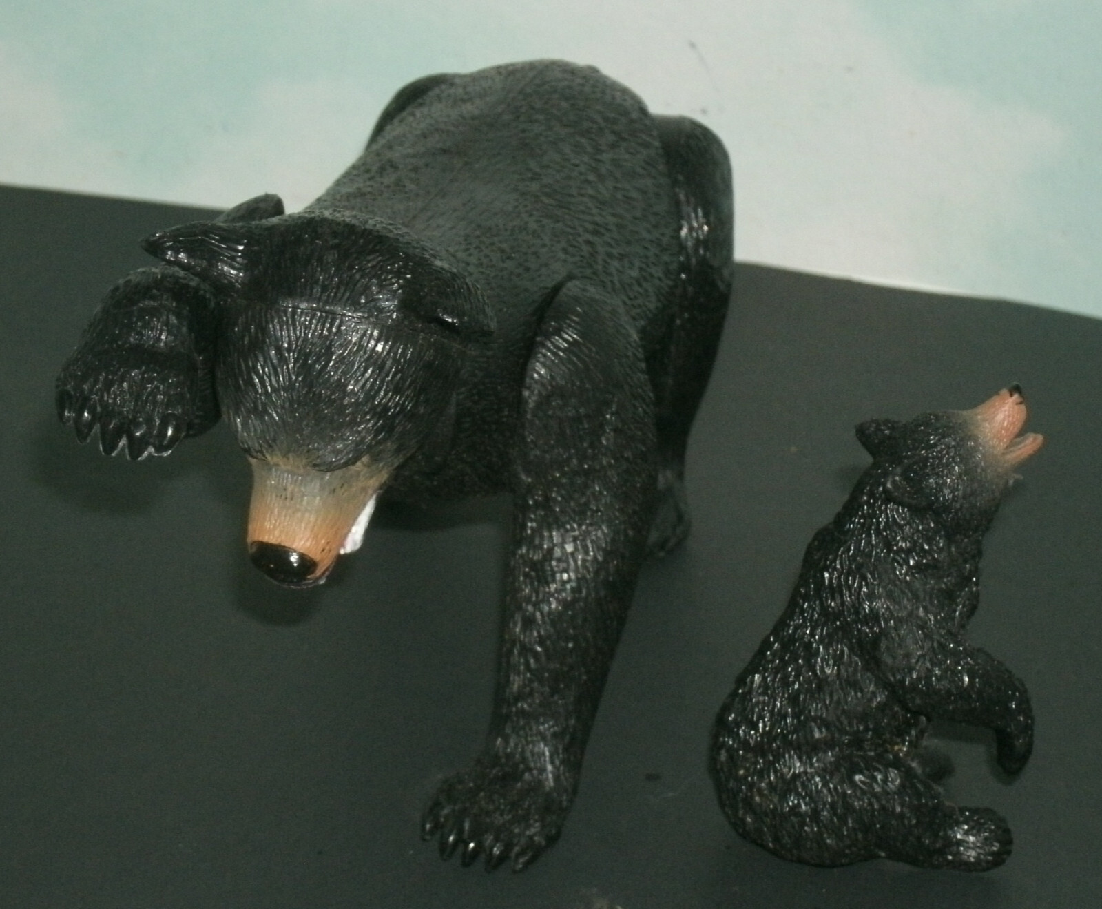 Two Black Bears Plastic Toy Figures (Mother & Cub) Wild Animal Play Miniatures