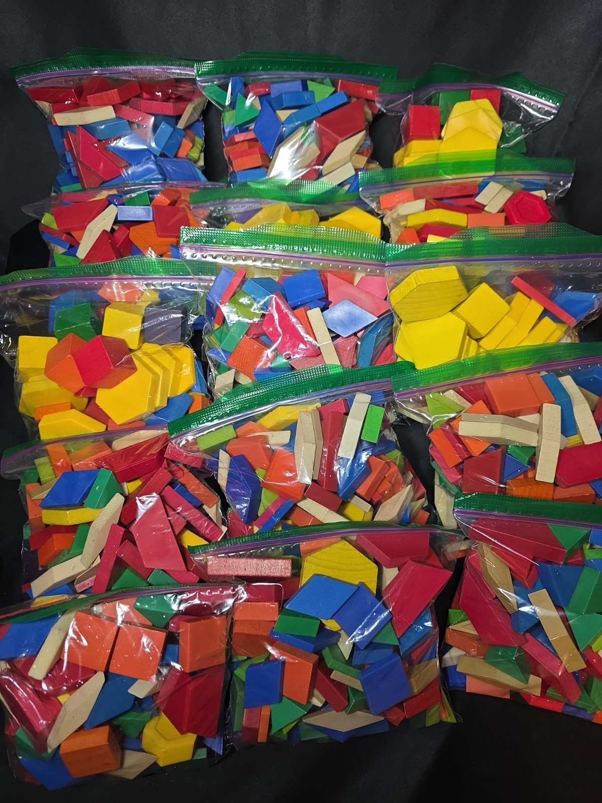 Lot of Geometric Wooden And Plastic Pattern Blocks, Shapes 1200+ Pcs, 10.6lbs