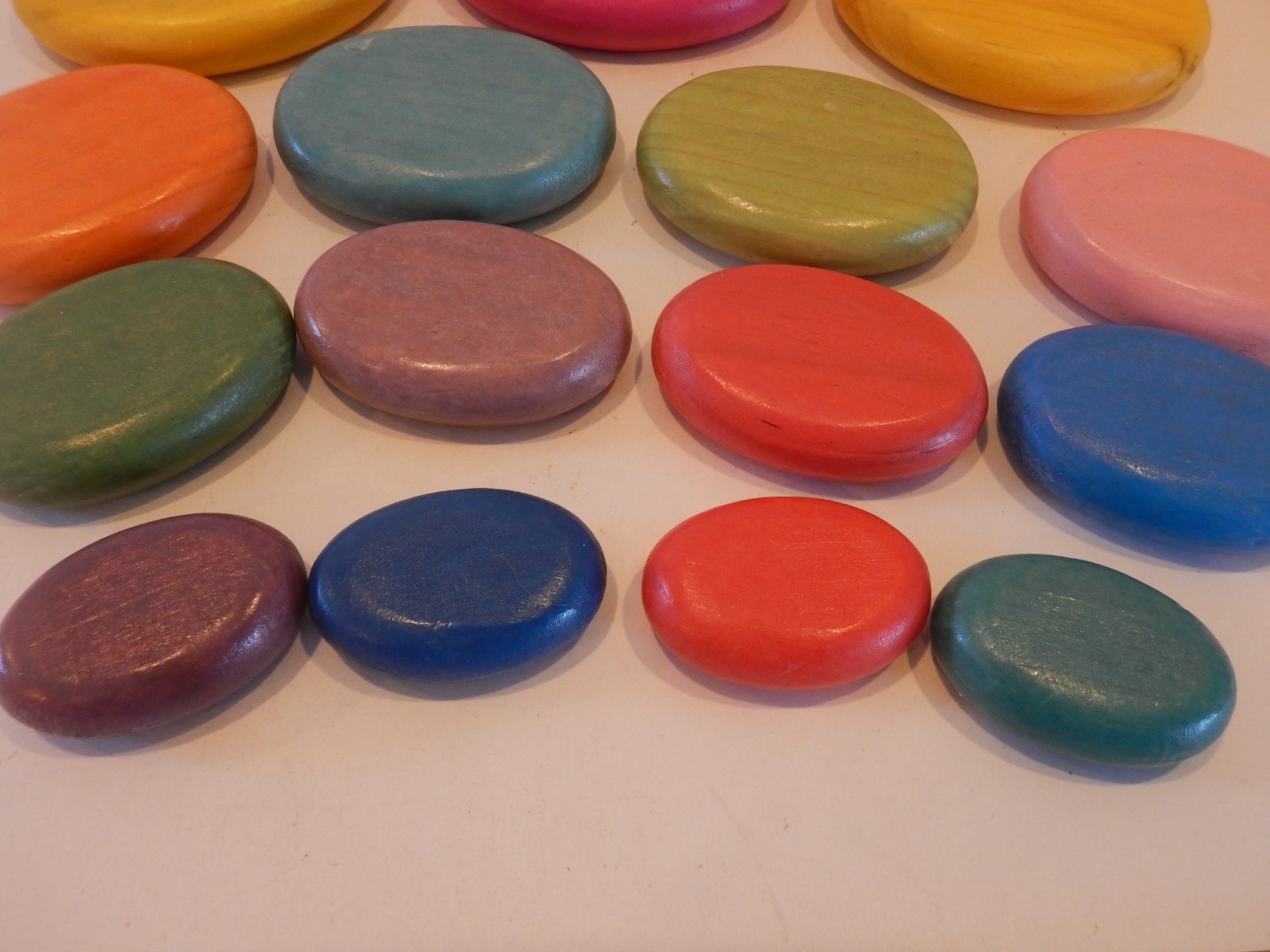 Lot of 15 WOOD Oval Shapes Colors Children Blocks ? Crafts Decor