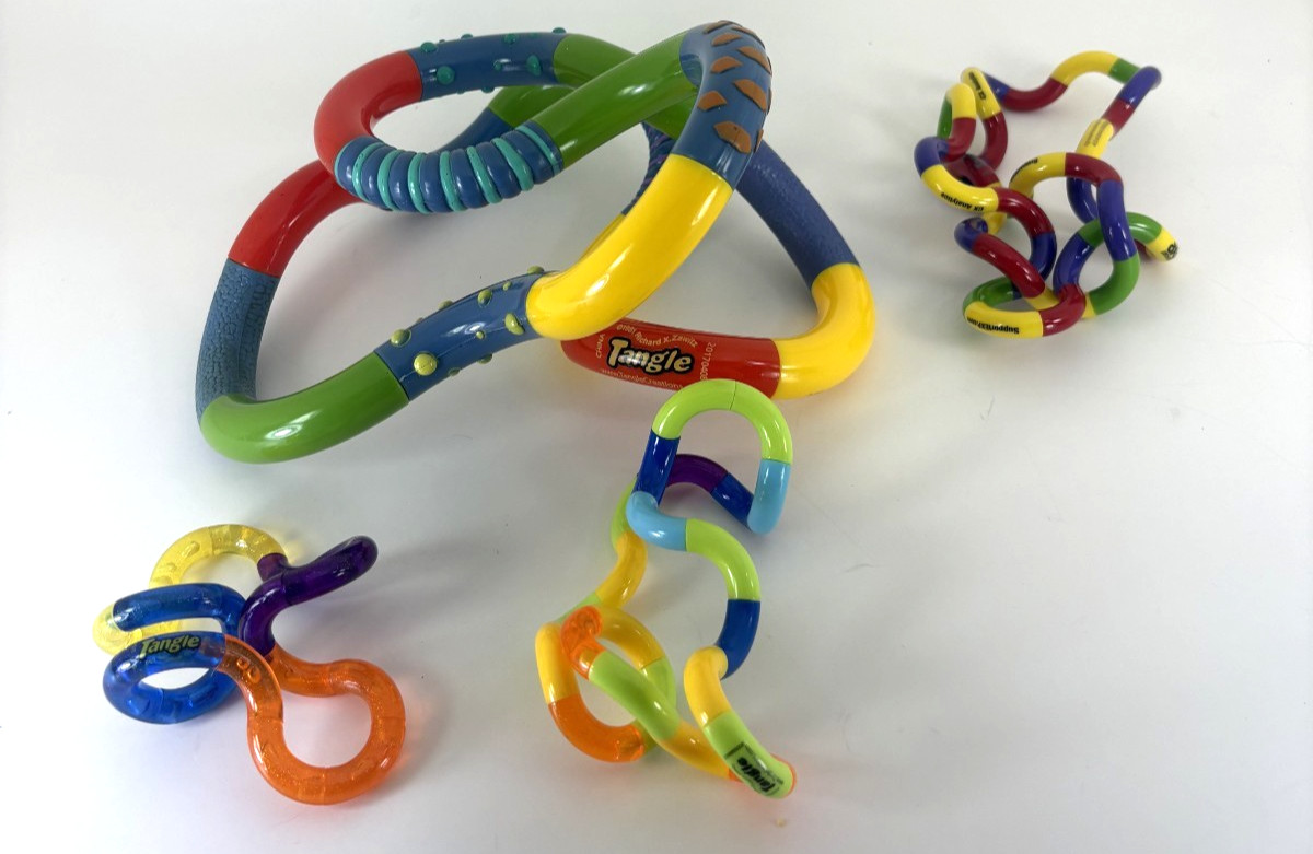 Tangle Jr Textured Sensory Fidget Toy 18 Pc Multi Color Zawitz 1981 Tangle Lot