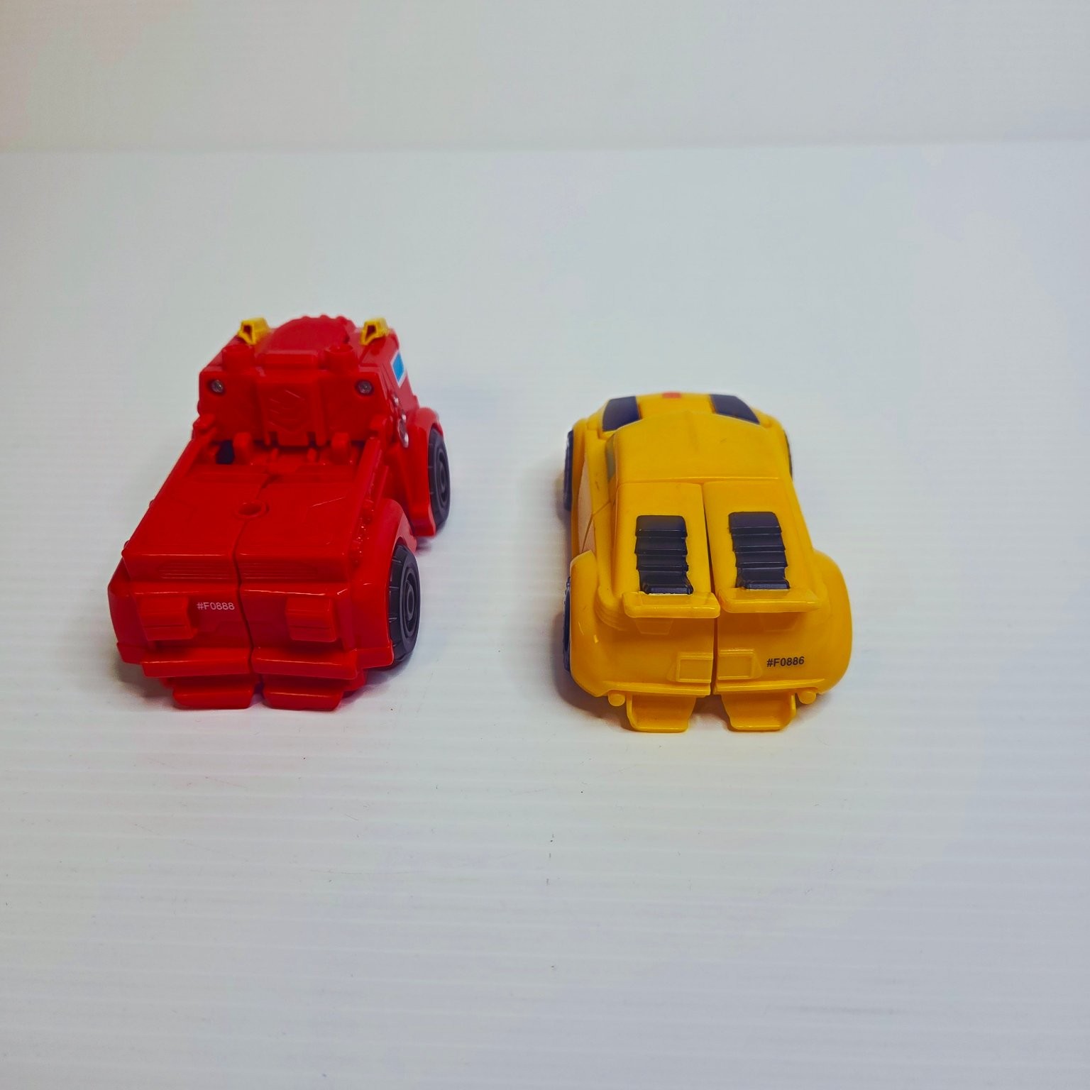 Transformers Rescue Bots Transformers 2 Figures Bumblebee Heatwave