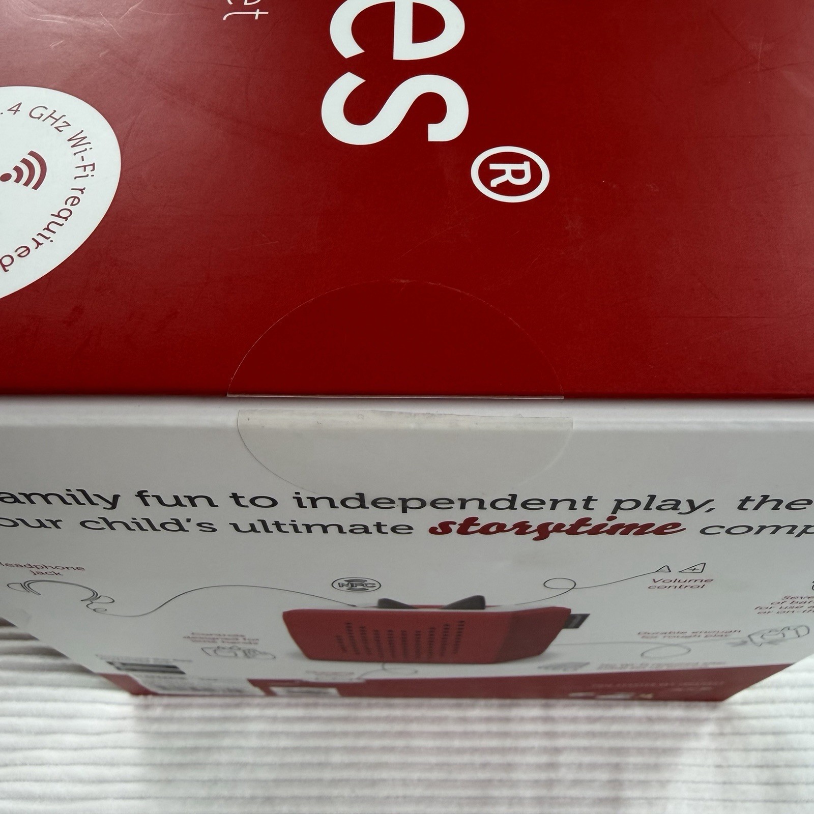 Tonies Toniebox Red Audio Starter Set Playtime Songs and Story Time Teller NIB