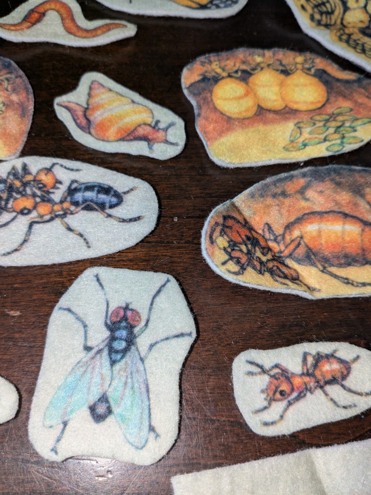 The Story Teller Felt Book W/ 37 Cutouts Bugs Garden Insects Ant Quiet Activity