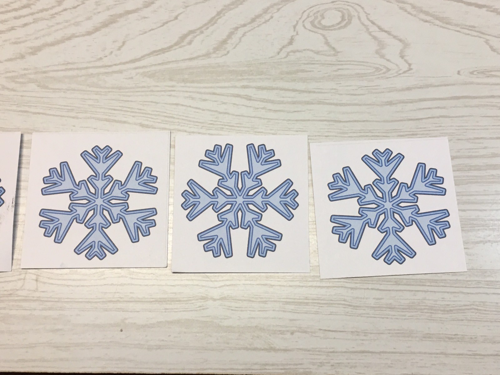 Snowflake Theme December – 31 Laminated Calendar Squares + Blank Cards