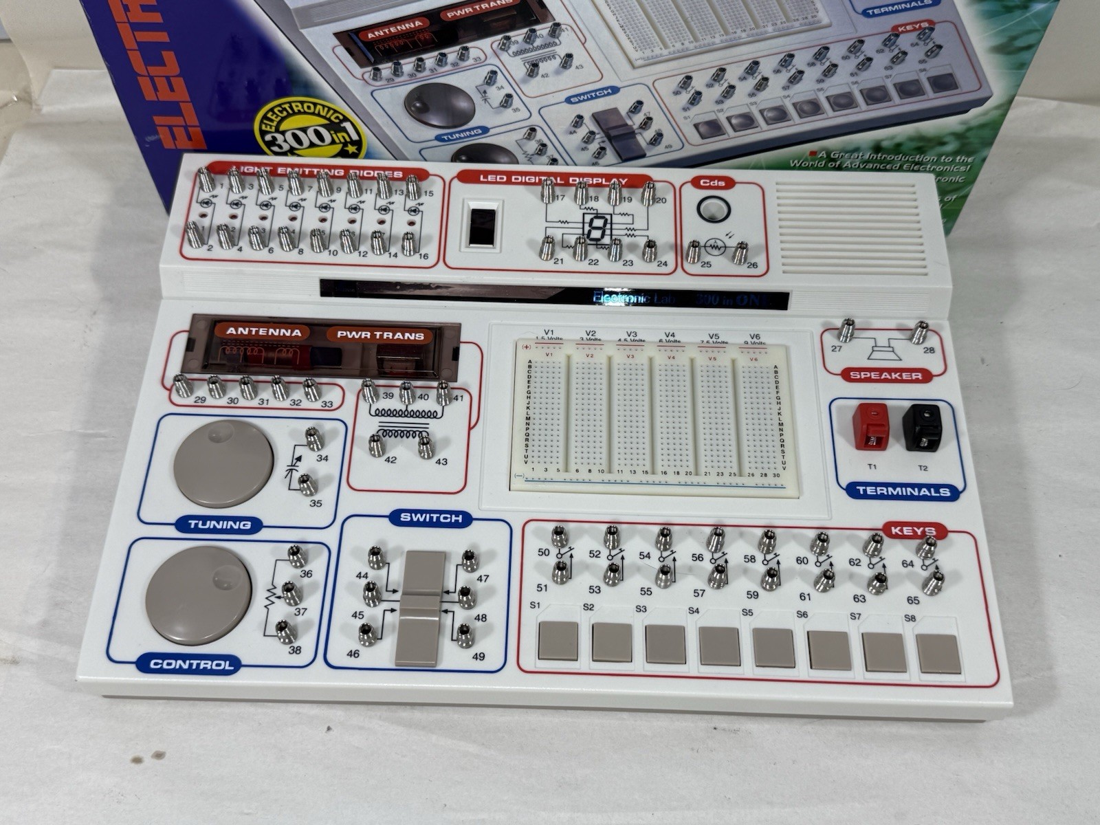 Elenco Maxitronix 300-in-1 Electronic Lab Kit MX-908