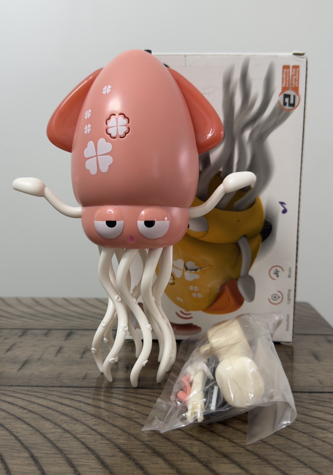 Squid Toys PINK Electric Dancing Squid, Automatic Obstacle Avoidance Sensor Toy