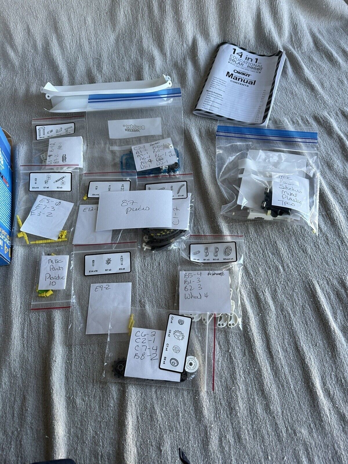 RobotiKits 14-N-1 Educational Solar Robot Kit Replacement Incomplete