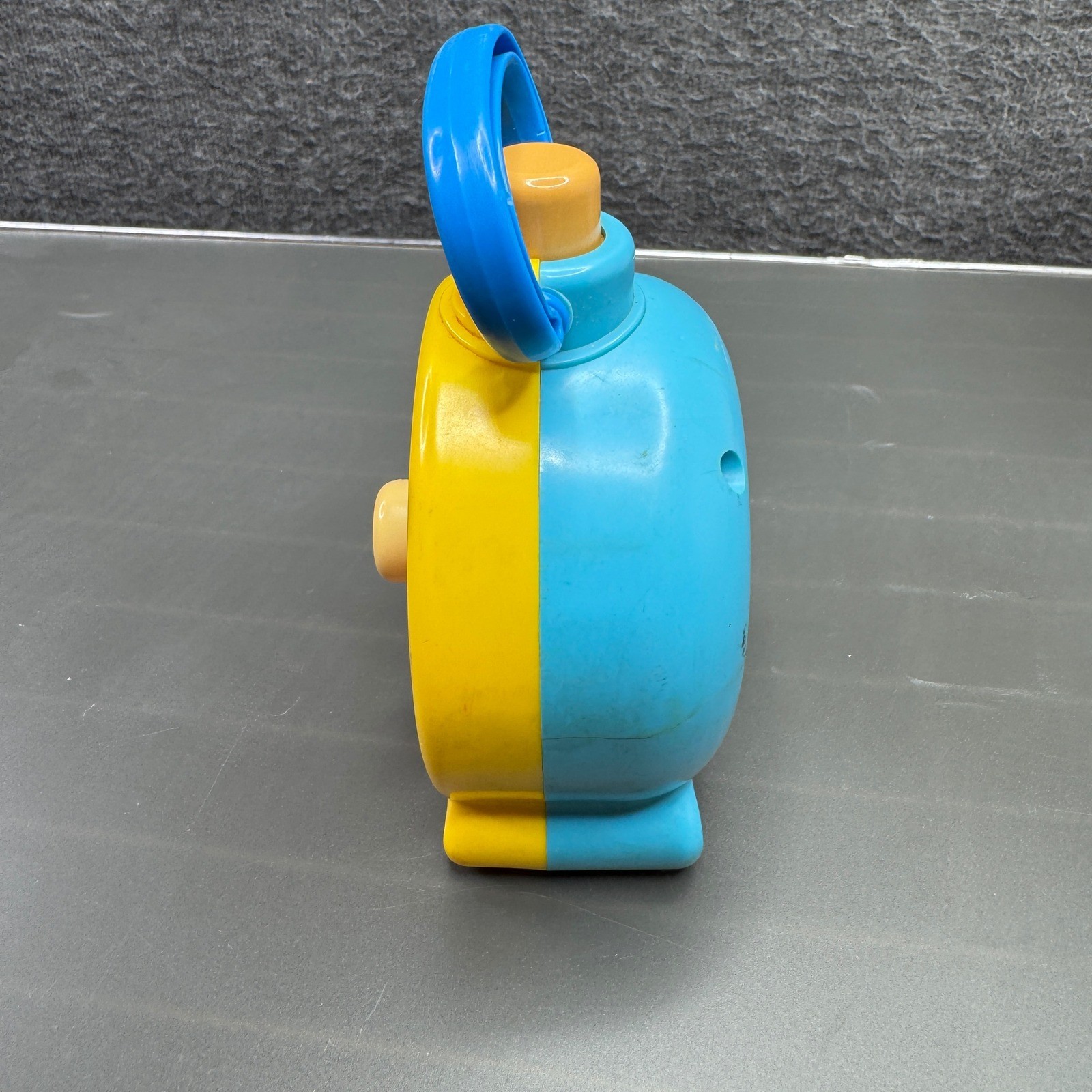 Tomy Preschool Clock 1985 Vintage Yellow Blue Plastic Toy Toddler Twist & Click