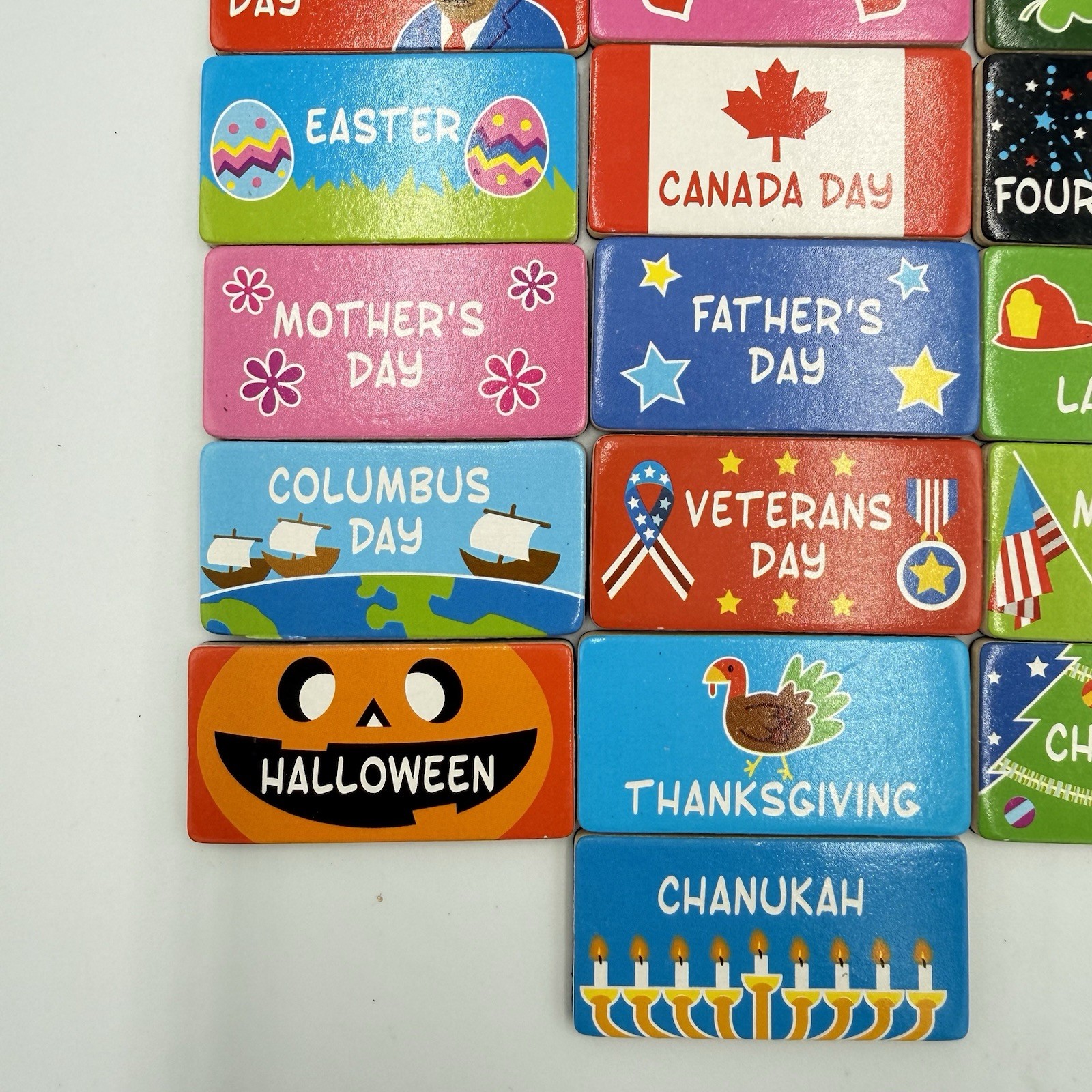 Melissa & Doug Magnetic Daily Monthly Calendar Holiday Replacement Pieces 19 pcs