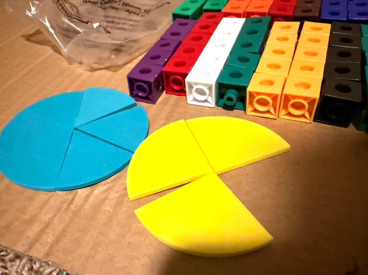 Hand 2 Mind Over 250 Math Manipulatives and Activity Guide for Grades 3 to 5