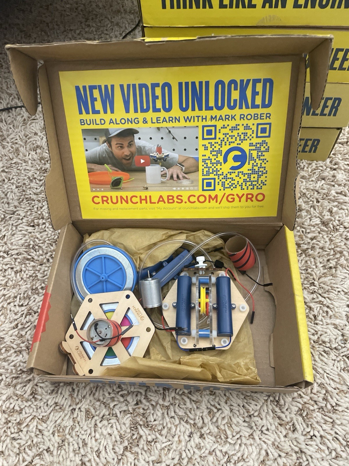 Pre-built – CrunchLabs Gyroscope Walker Box 21 – READ DESCRIPTION
