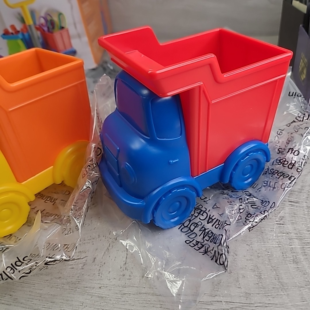 Learning Resources Create a Space Kiddy Center Trucks Arts and Craft Organizer
