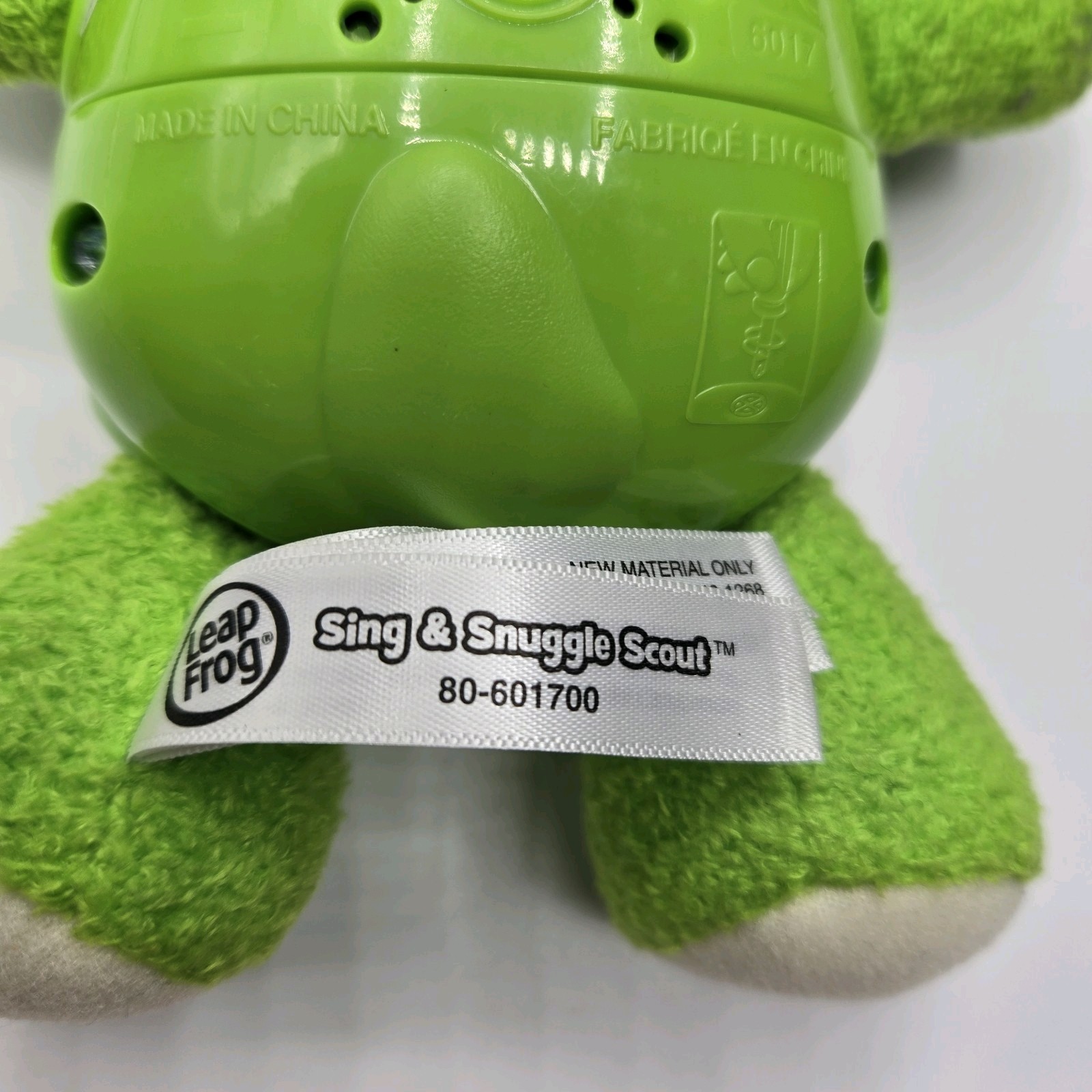 Leap Frog Interactive Puppy Sing & Snuggle Scout 8″ Musical Light Up Toy Works
