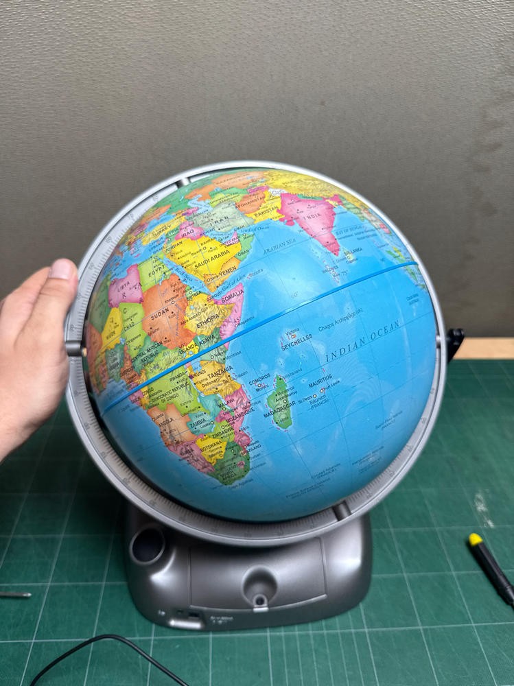 Oregon Scientific Smart Globe Deluxe Edition W/Stylus Pen – Tested WORKING