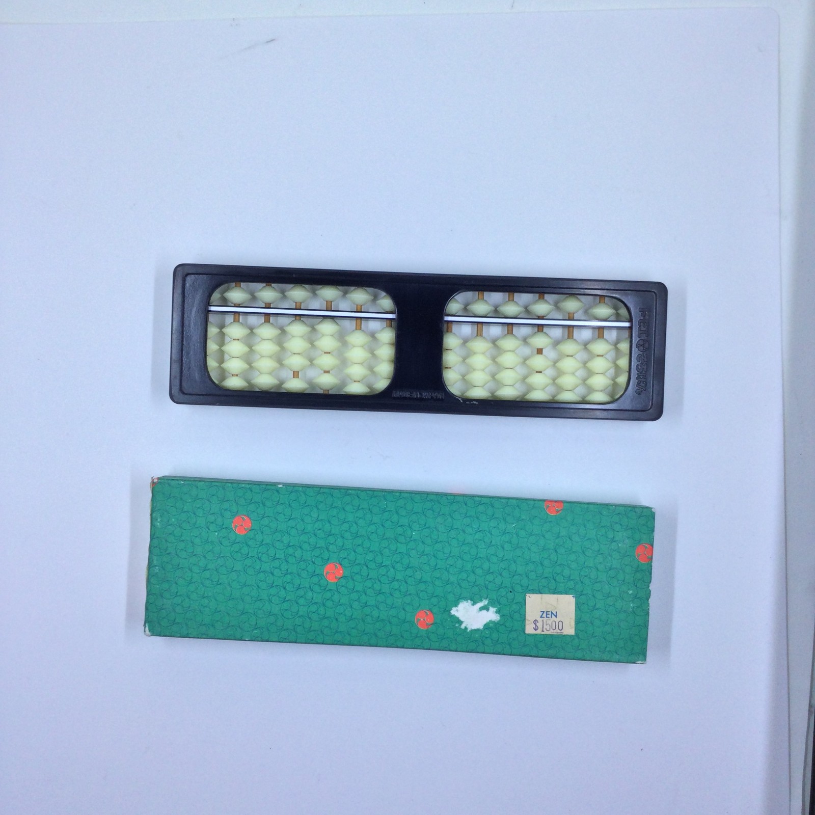 Standard Tomoe Soroban Abacus / 15 Digits No. 4P650