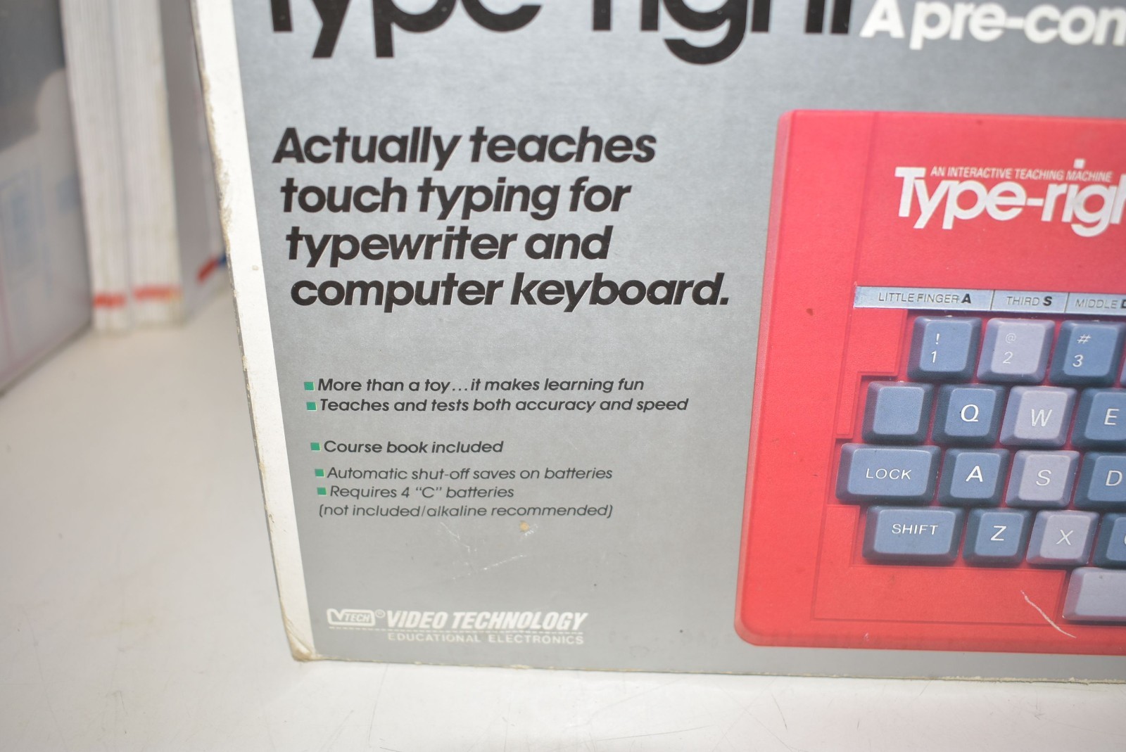 1985 V-Tech Type Right Educational Electronic Typing Tutor w/ Box & Book TESTED!