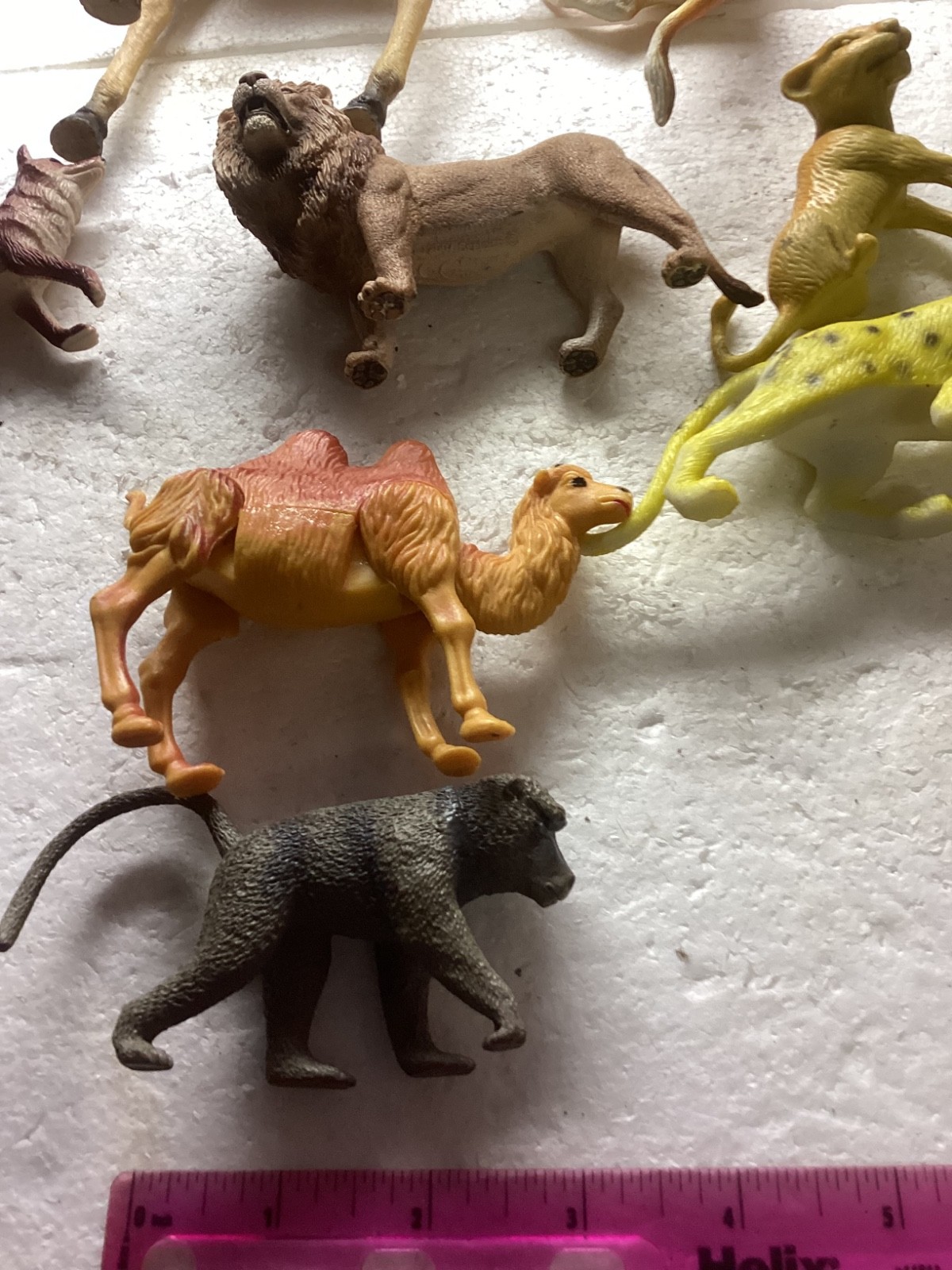 Vintage Mixed Plastic Safari Zoo Jungle Wild Animals Lot of 10.