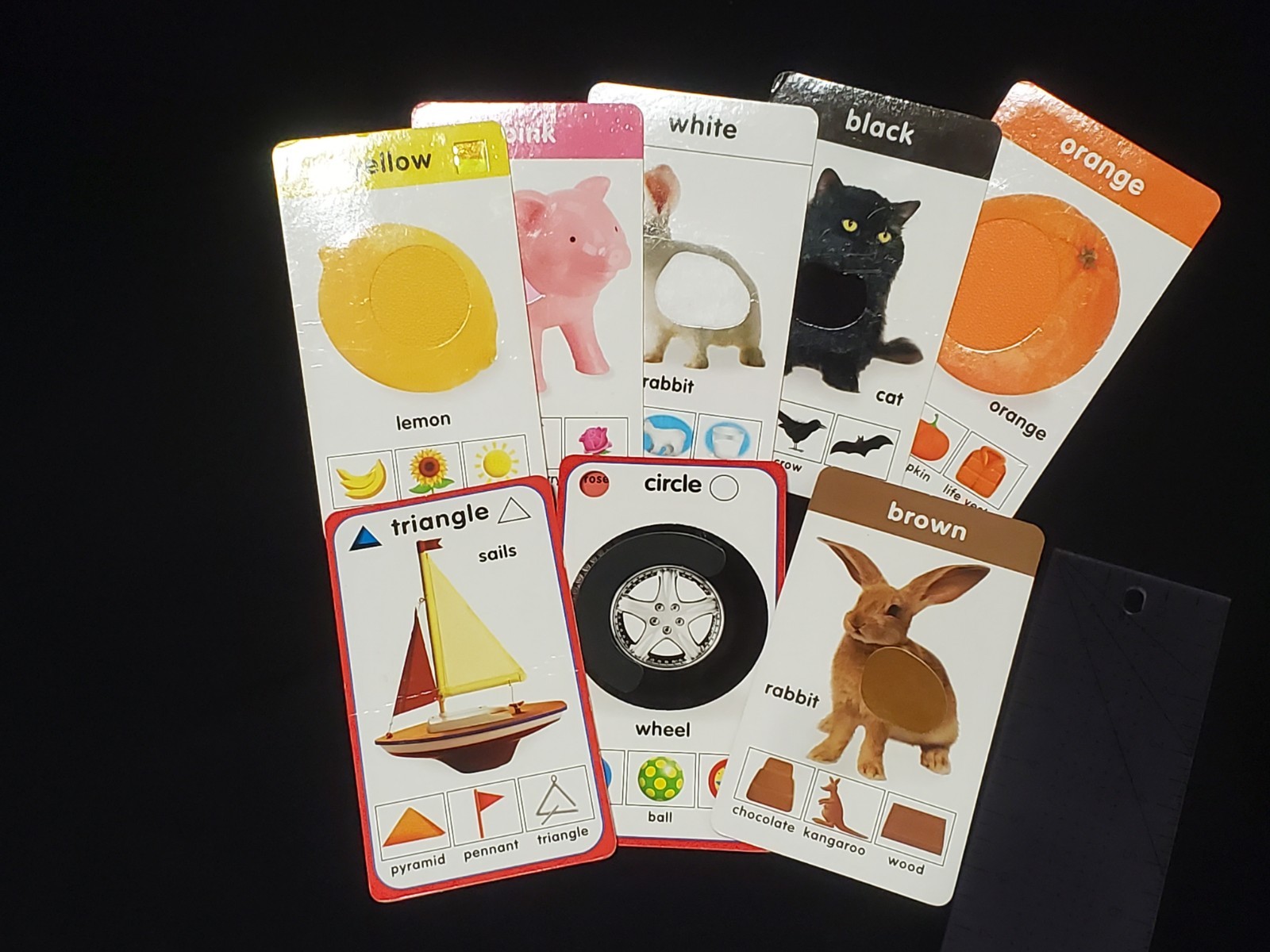 Scholastic Hands on Learning Touch & Feel Color and Shapes Flashcards