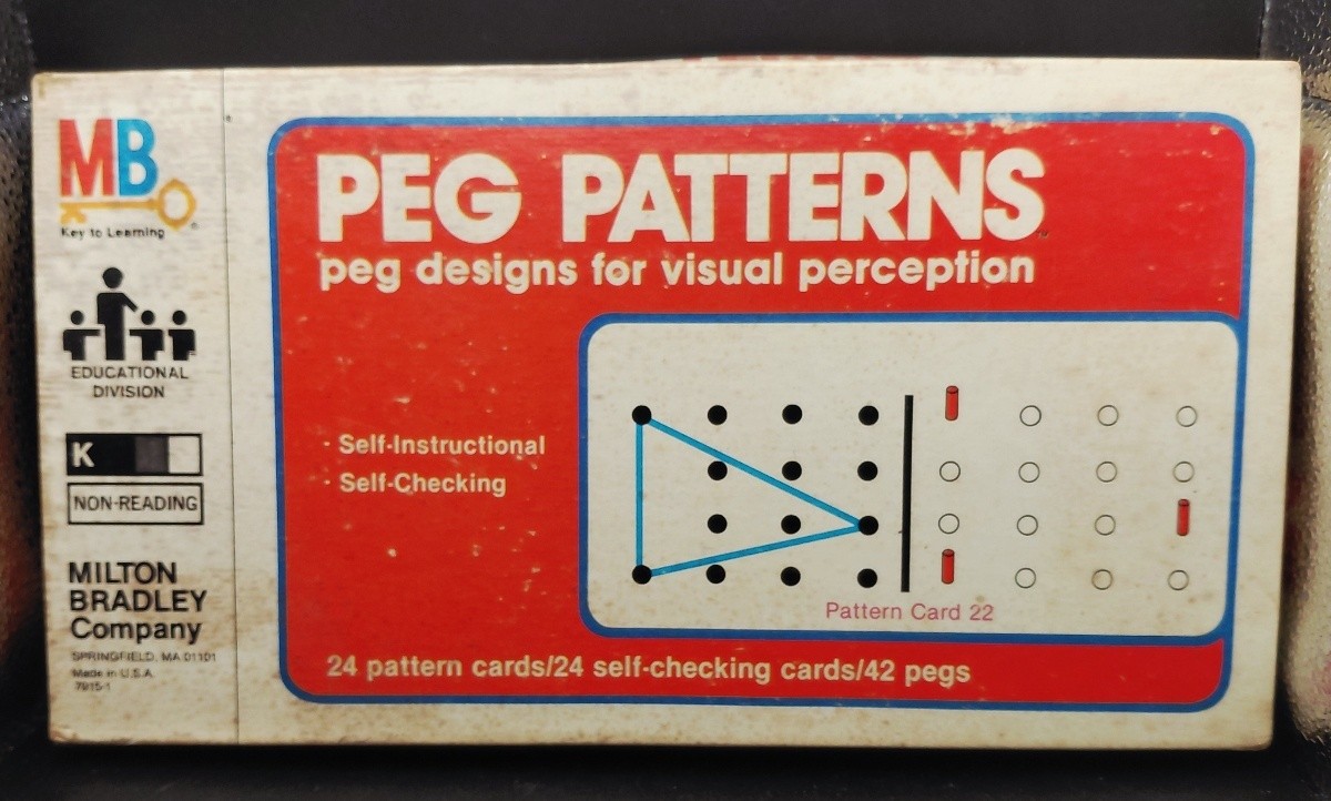 Vintage 1971 Milton Bradley Peg Patterns Educational Game Complete 8526