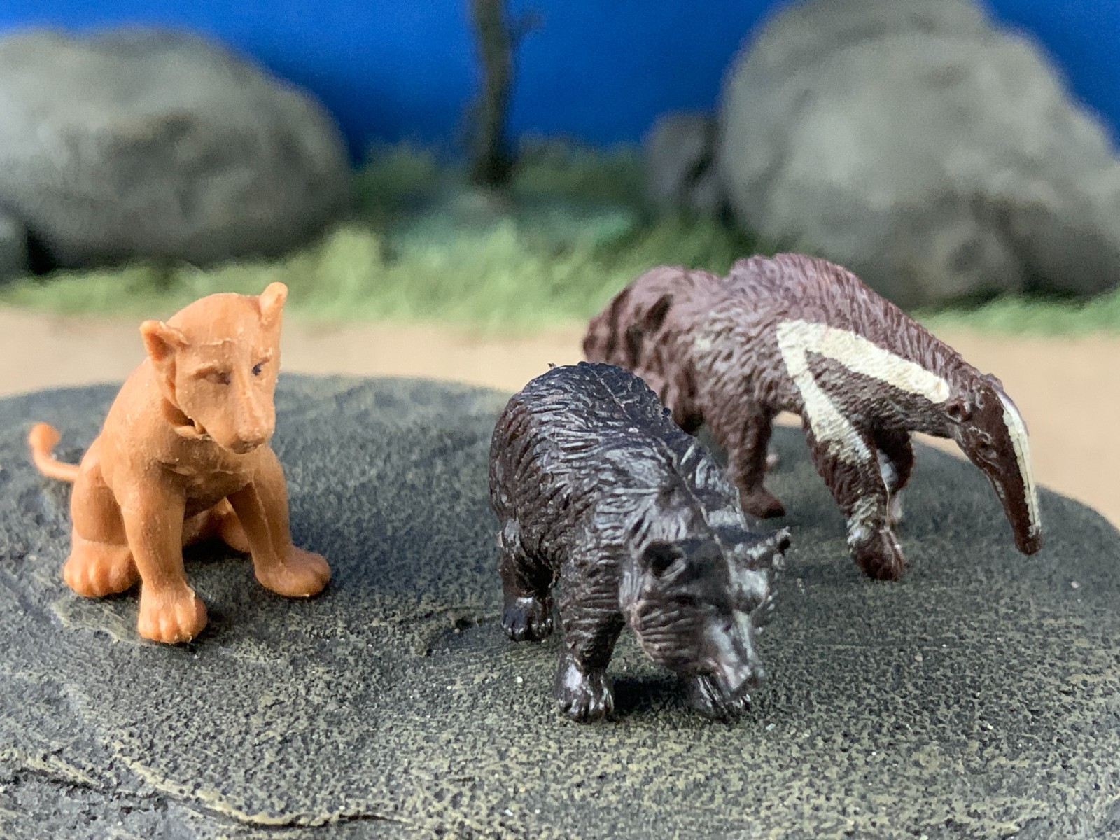 Lot of 5 Mixed Britains Vintage Miniature Plastic Wild Animal Figures England