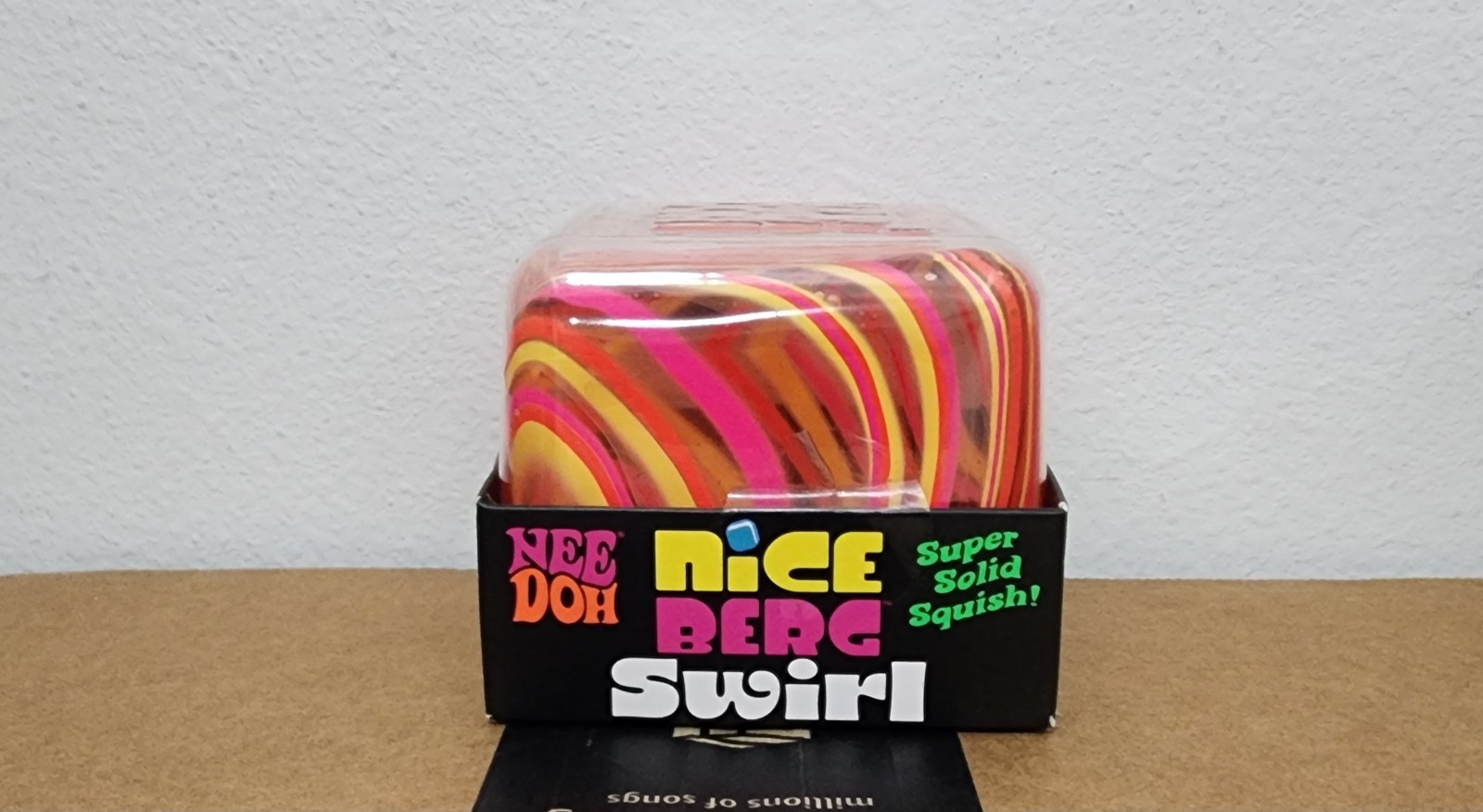 New NeeDoh Nice Berg Swirl XL Giant Nee Doh Squishy Swirl Cube Orange Yellow