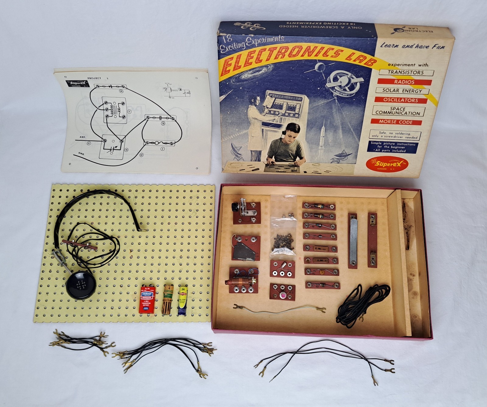 Superex Electronics Lab 18 Experiments Vintage Kit w/ Box – Manual – Parts