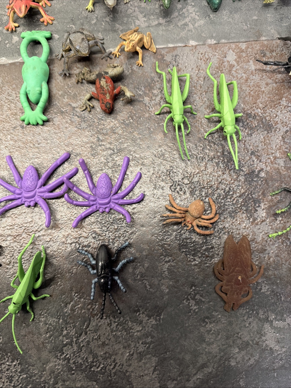 Lot of 54 Vintage/Modern Reptiles Insects Figures Toys Plastic Rubber