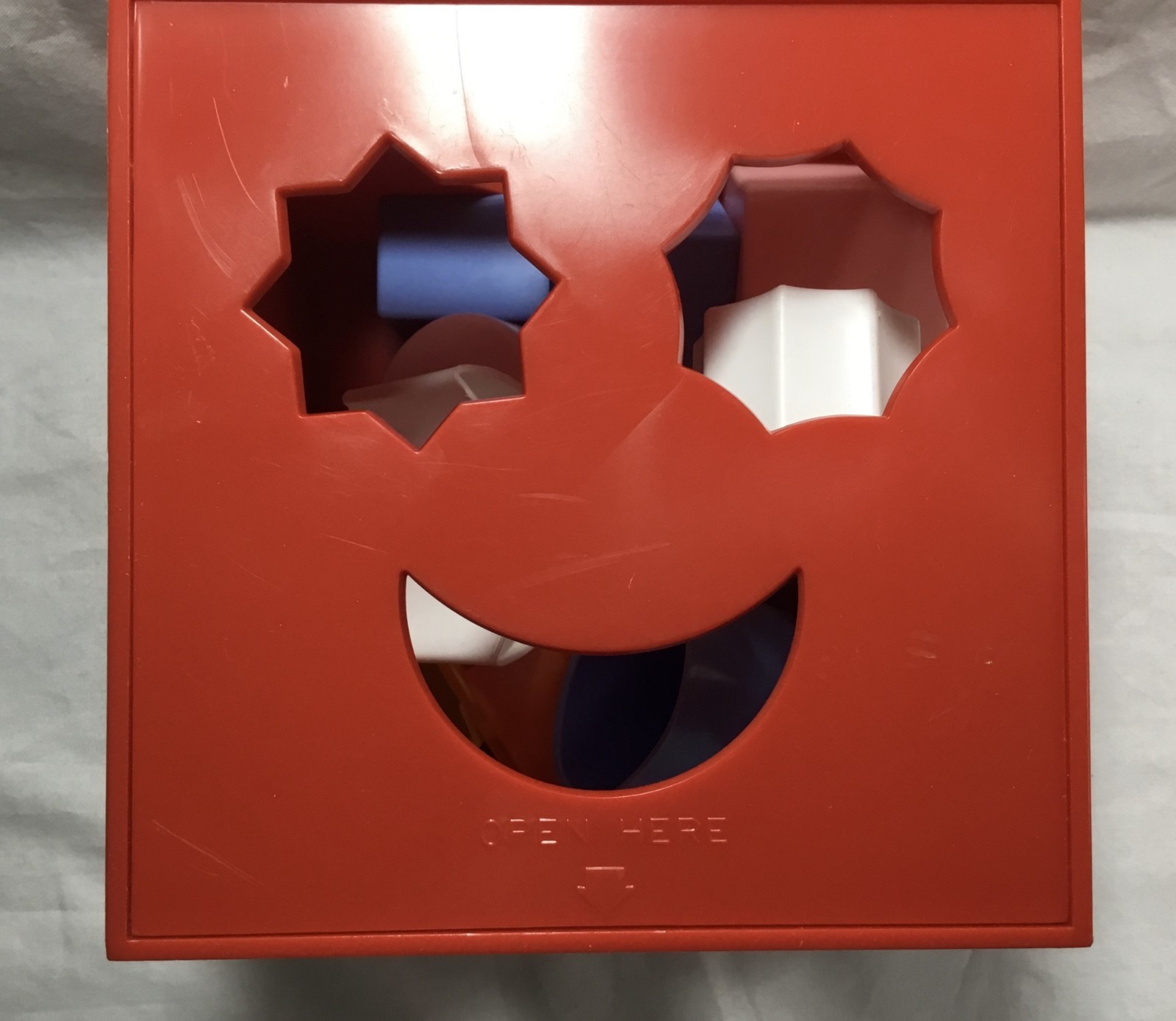Toy shape sorter, Child Guidance, complete set 18 shapes, 5.5″ red cube