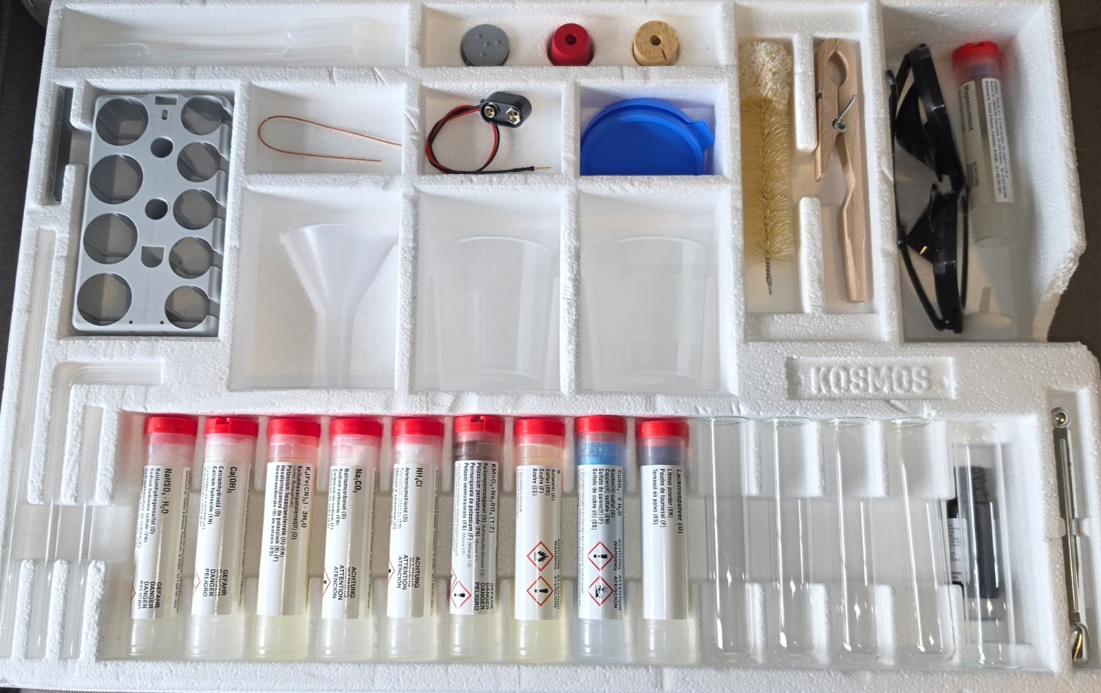 Thames & Kosmos Chem C3000 Advanced Chemistry Set. Never Used -Ships Free *READ*