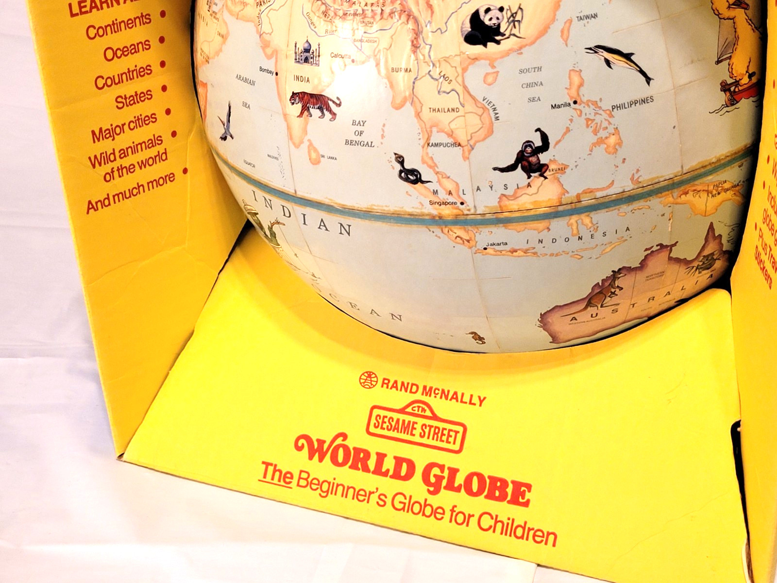 Vintage Rand McNally Sesame Street World Globe 1985 in Box