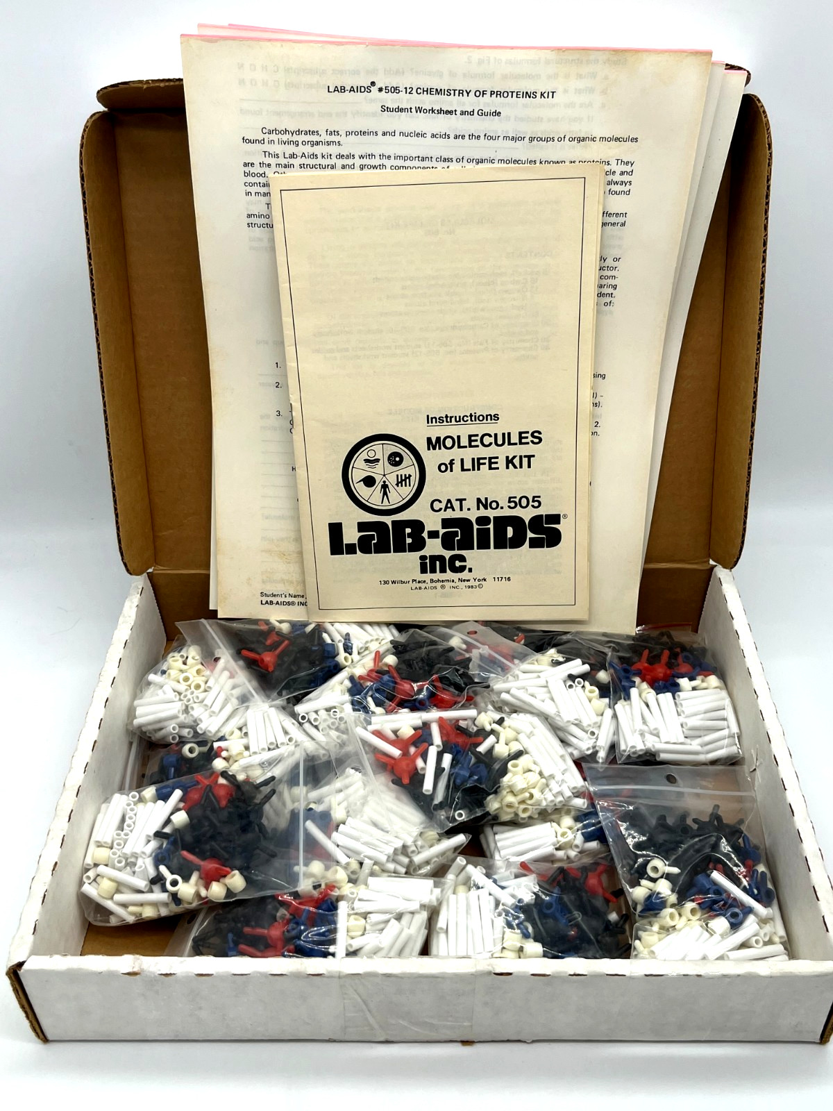 Vintage 1988 Lab-Aids Kit #505 – Molecules of Life Kit w/15 Model Kits & 3 Pads!