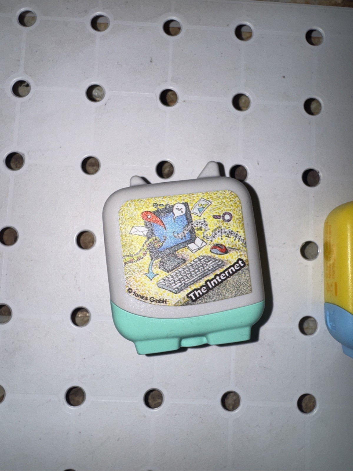 Tonies Inventions: Cool Jobs And The Internet Audio Books Play FiguresLot Of 2