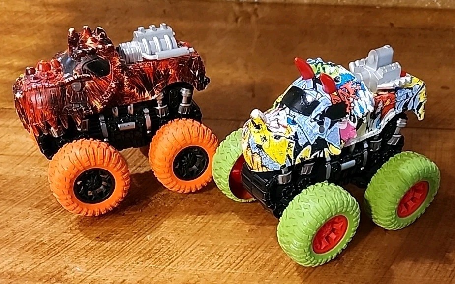 Monster Truck Pull Back Friction Toy Set–2 Dinosaur Trucks, Dinosaurs Ages 3+