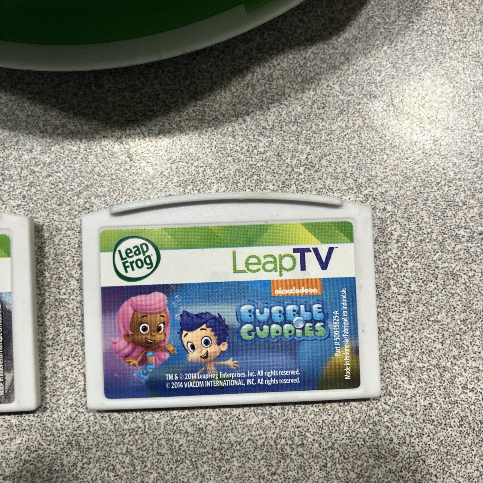 LeapFrog LeapTV Video Gaming System + 2 Controllers, Camera + 2 Games LOT Bundle